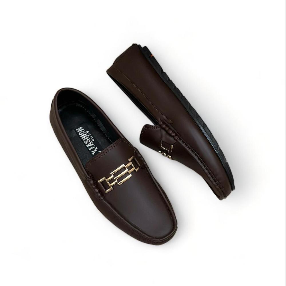 Men relax formal shoes